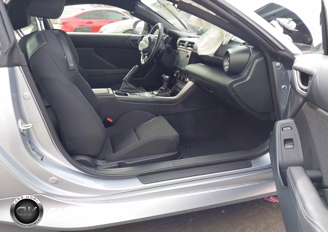 2024 Toyota Gr86 VIN:JF1ZNBB11R8761358 - 5