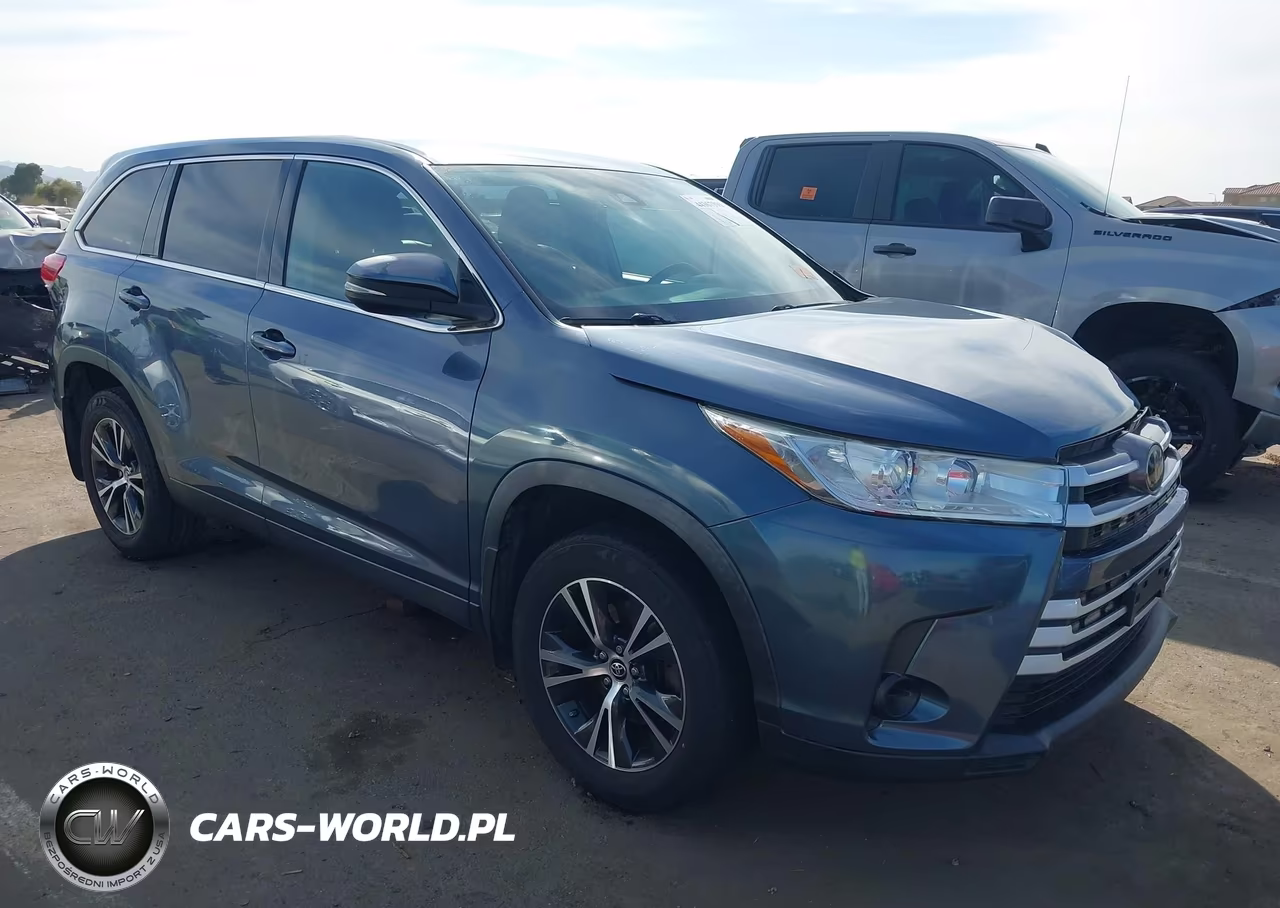2019 Toyota Highlander Le – zdjęcie 1 z 16
