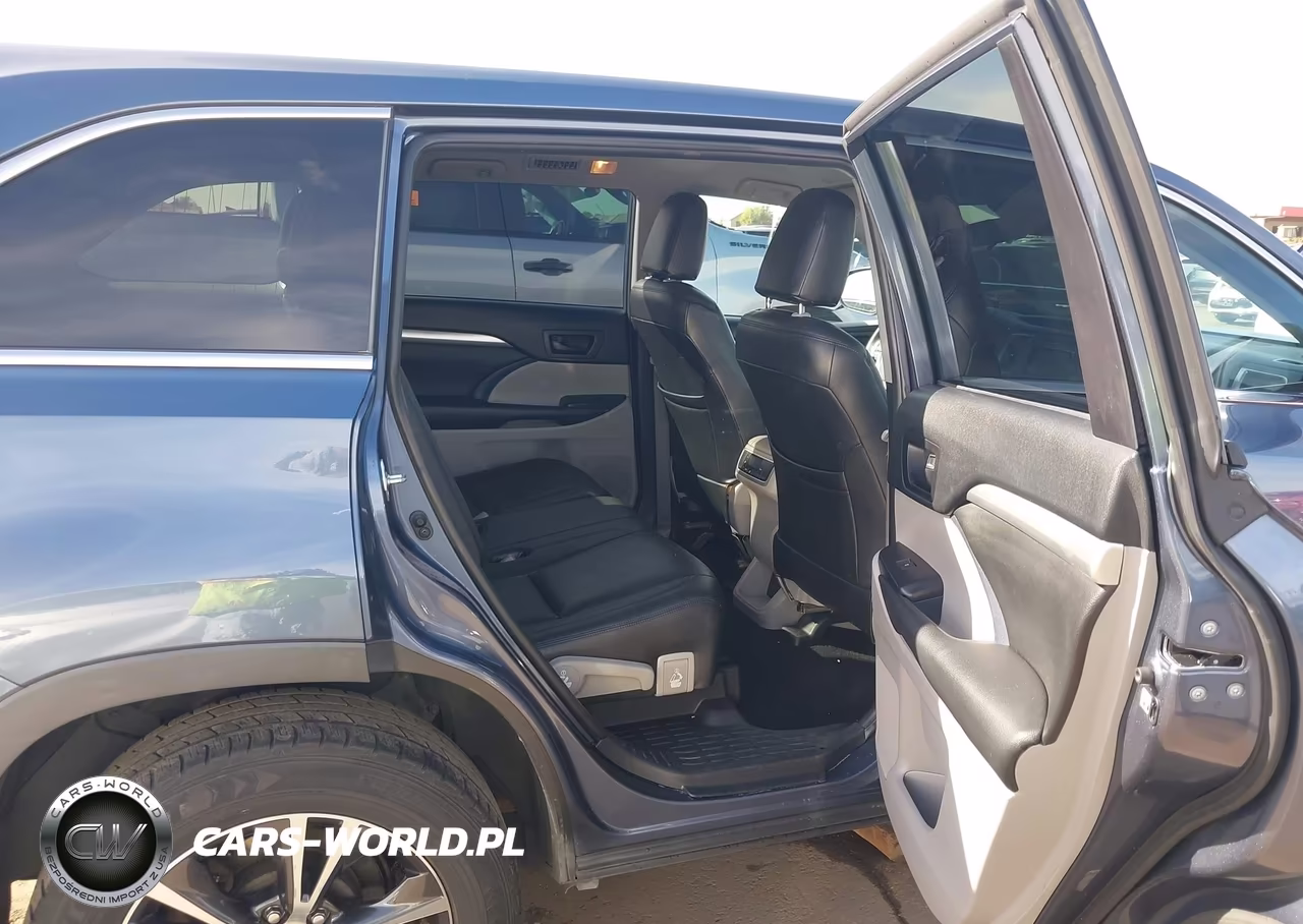 2019 Toyota Highlander Le VIN:5TDBZRFH9KS972471 - 8