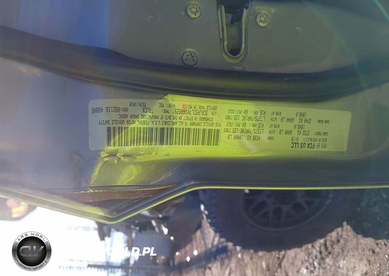 2019 Ram 2500 Big Horn 4X4 6'4 Box VIN:3C6UR5DL7KG689291 - 9