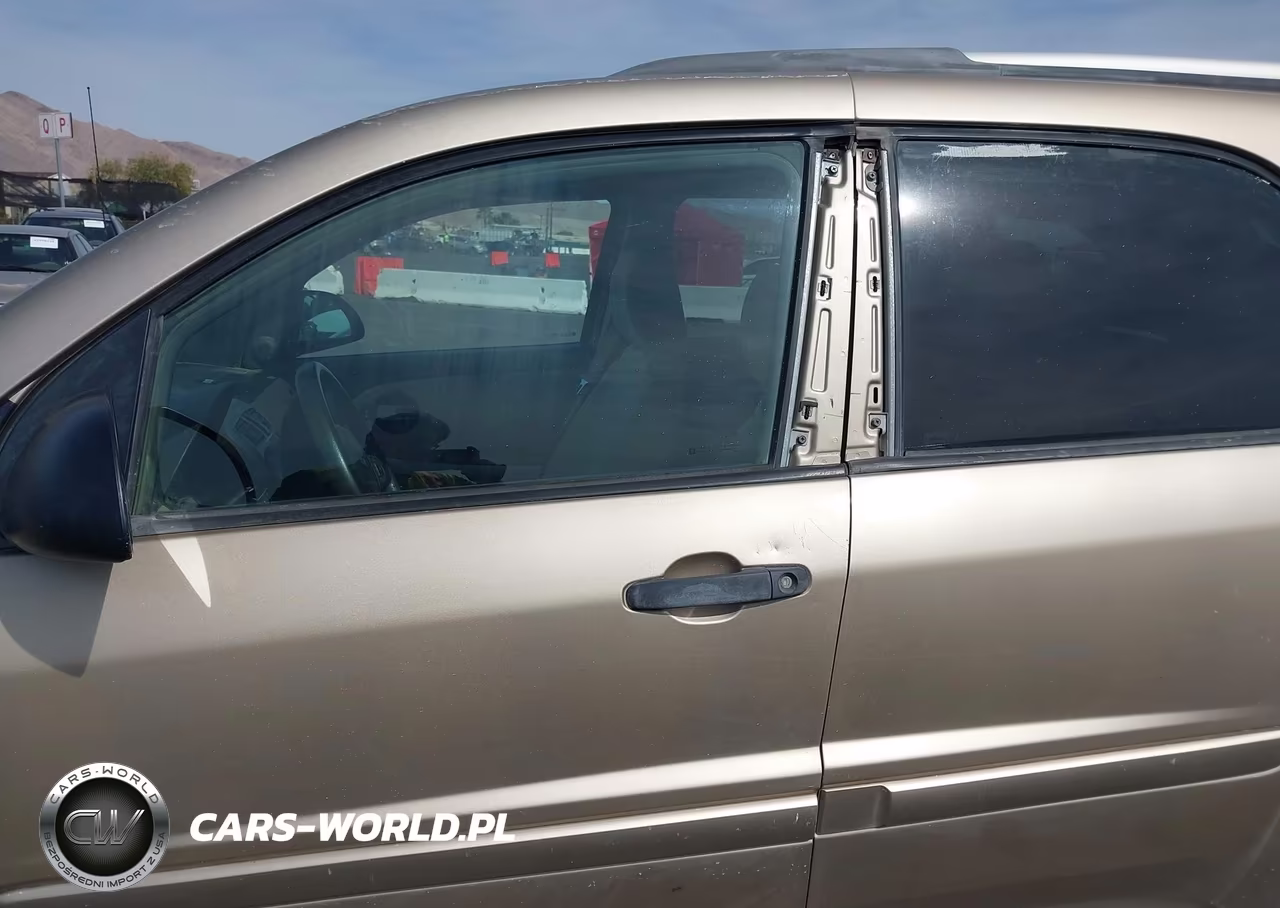 2005 Chevrolet Equinox Ls VIN:2CNDL23F156081332 - 12