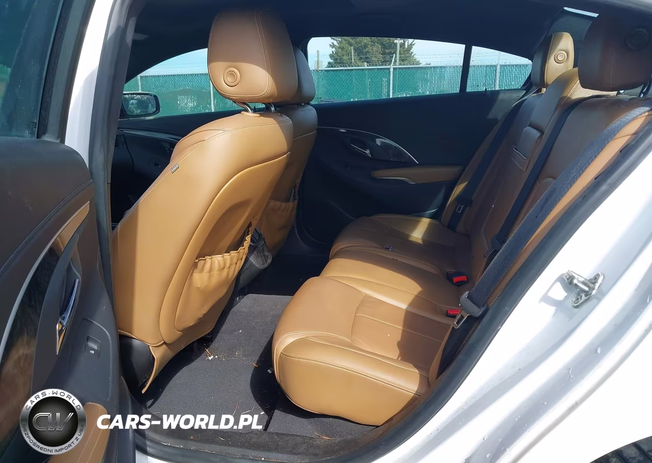 2016 Buick Lacrosse Leather VIN:1G4GB5G30GF176104 - 8