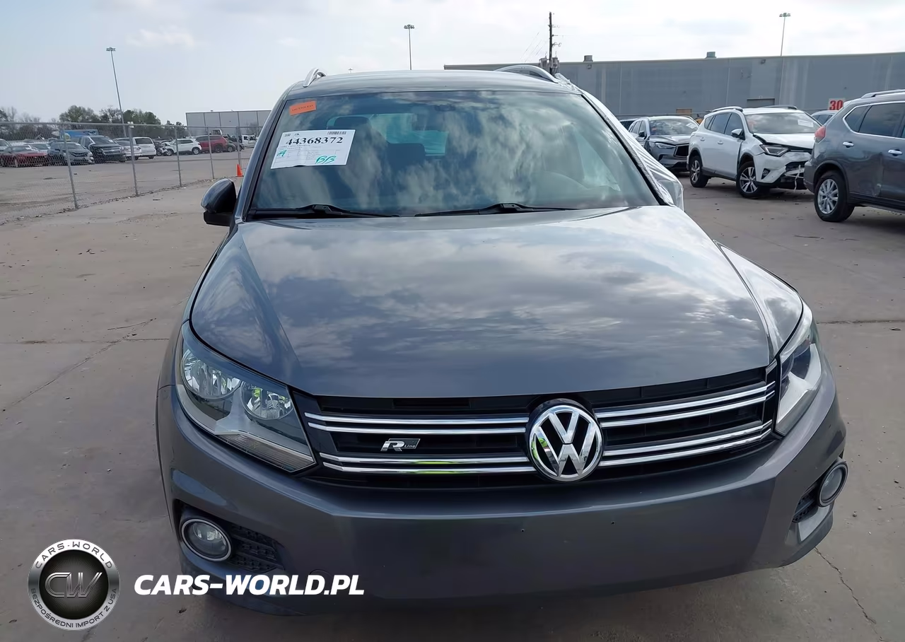 2016 Volkswagen Tiguan R-Line VIN:WVGAV7AX4GW087348 - 12