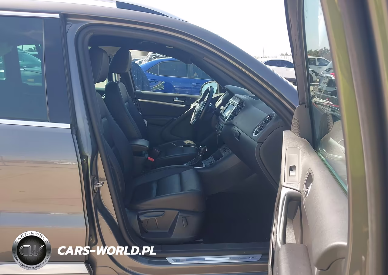 2016 Volkswagen Tiguan R-Line VIN:WVGAV7AX4GW087348 - 5