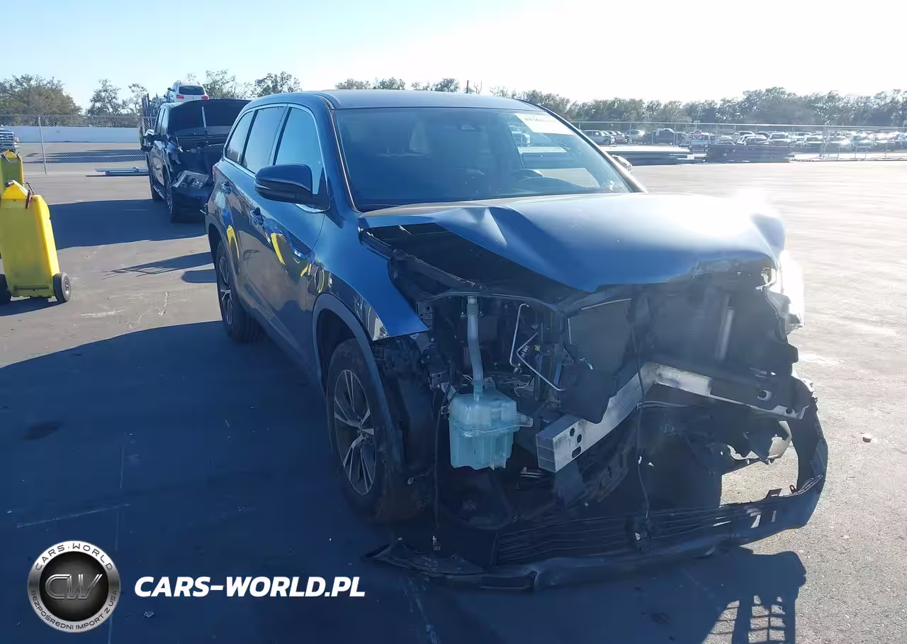 2019 Toyota Highlander Le