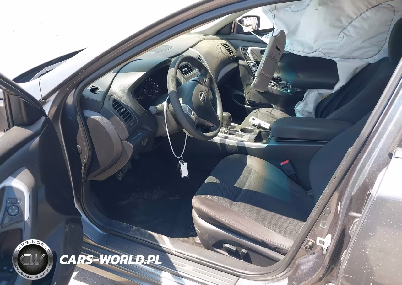 2014 Nissan Altima 2.5 S VIN:1N4AL3APXEN384961 - 5