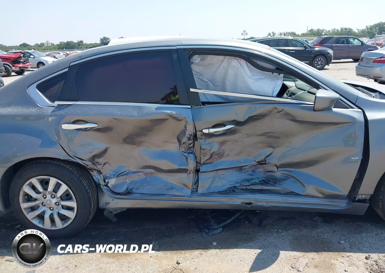 2014 Nissan Altima 2.5 S VIN:1N4AL3APXEN384961 - 6