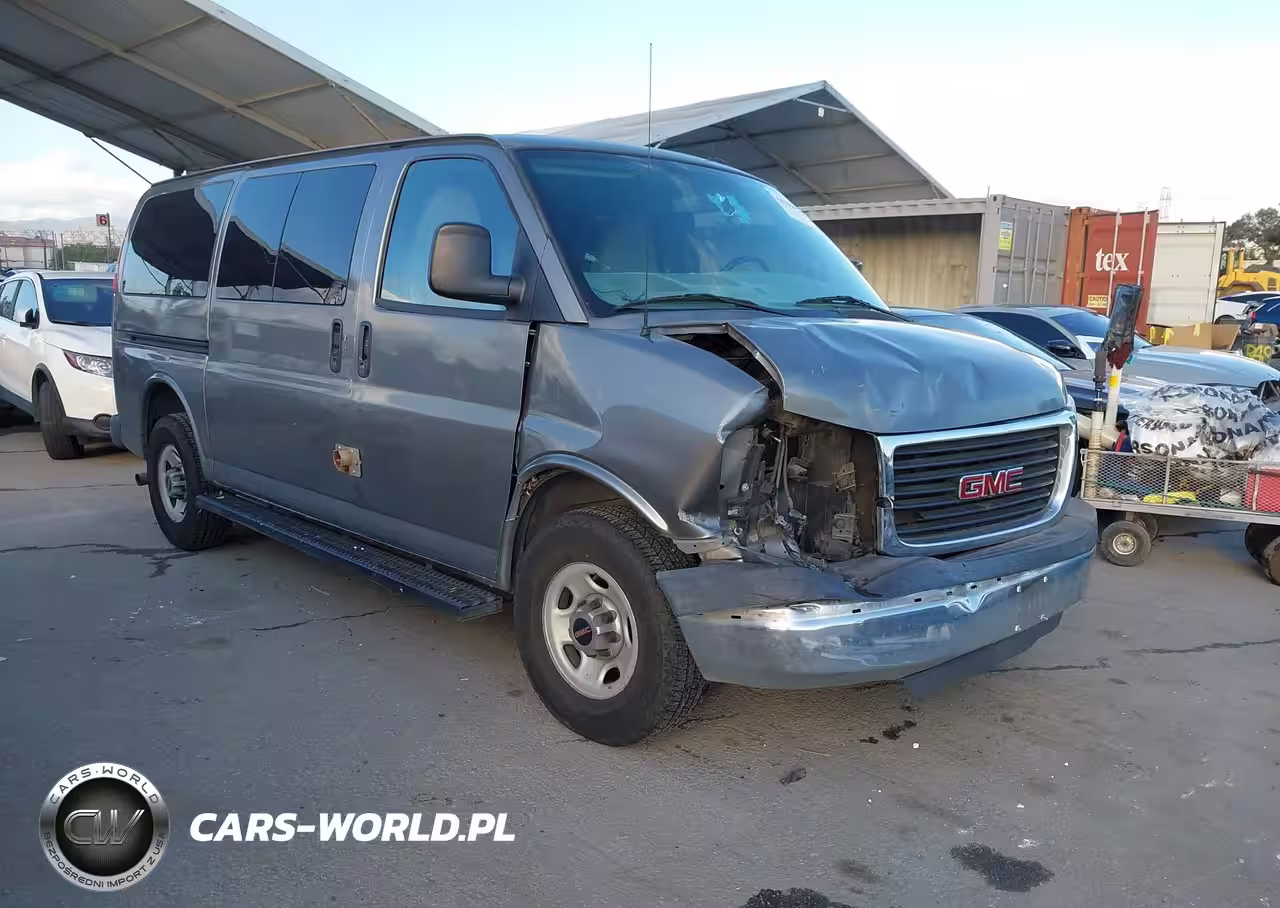 2013 GMC Savana 2500 Lt