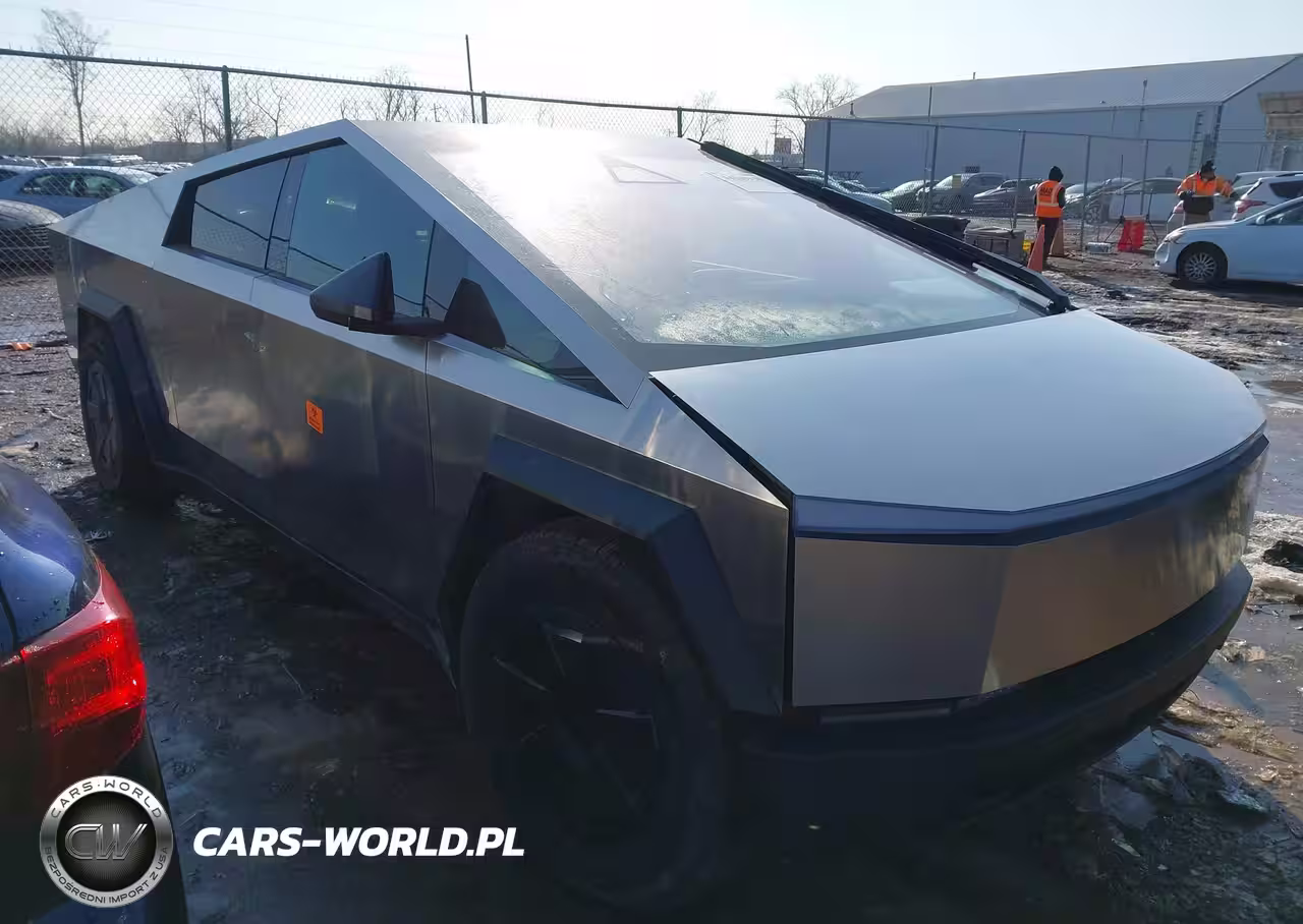 2025 Tesla Cybertruck Cyberbeast