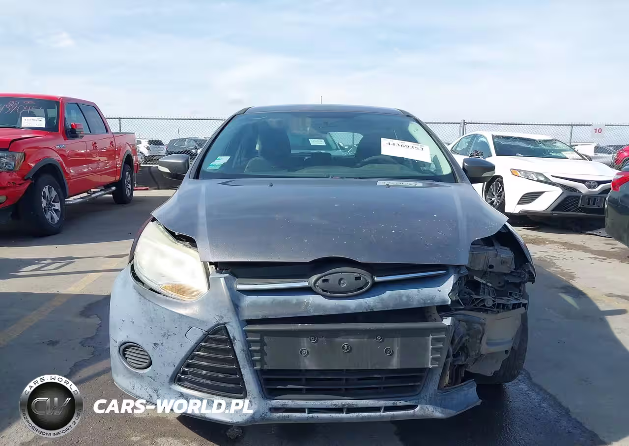 2014 Ford Focus Se VIN:1FADP3K28EL254015 - 13
