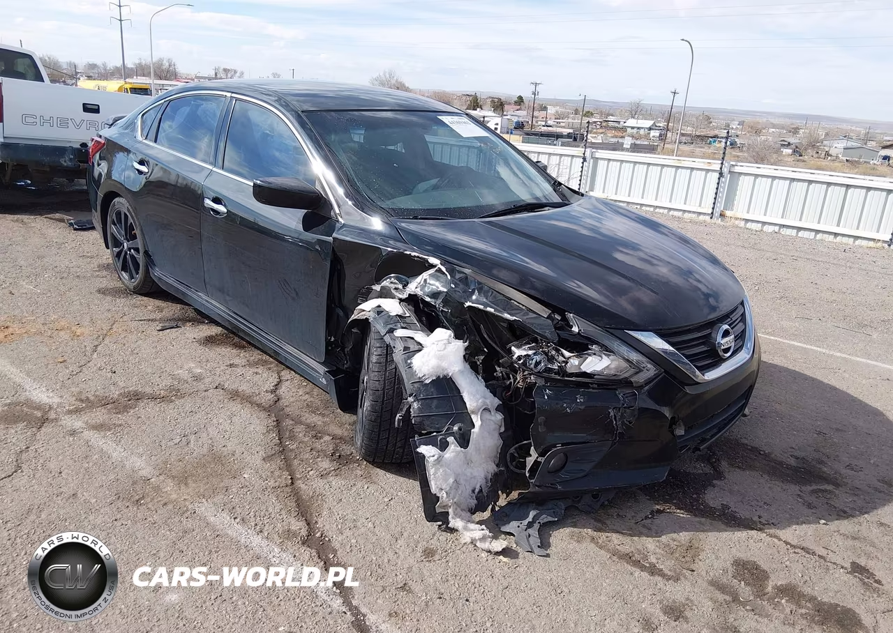 2017 Nissan Altima 2.5 Sr – zdjęcie 1 z 16