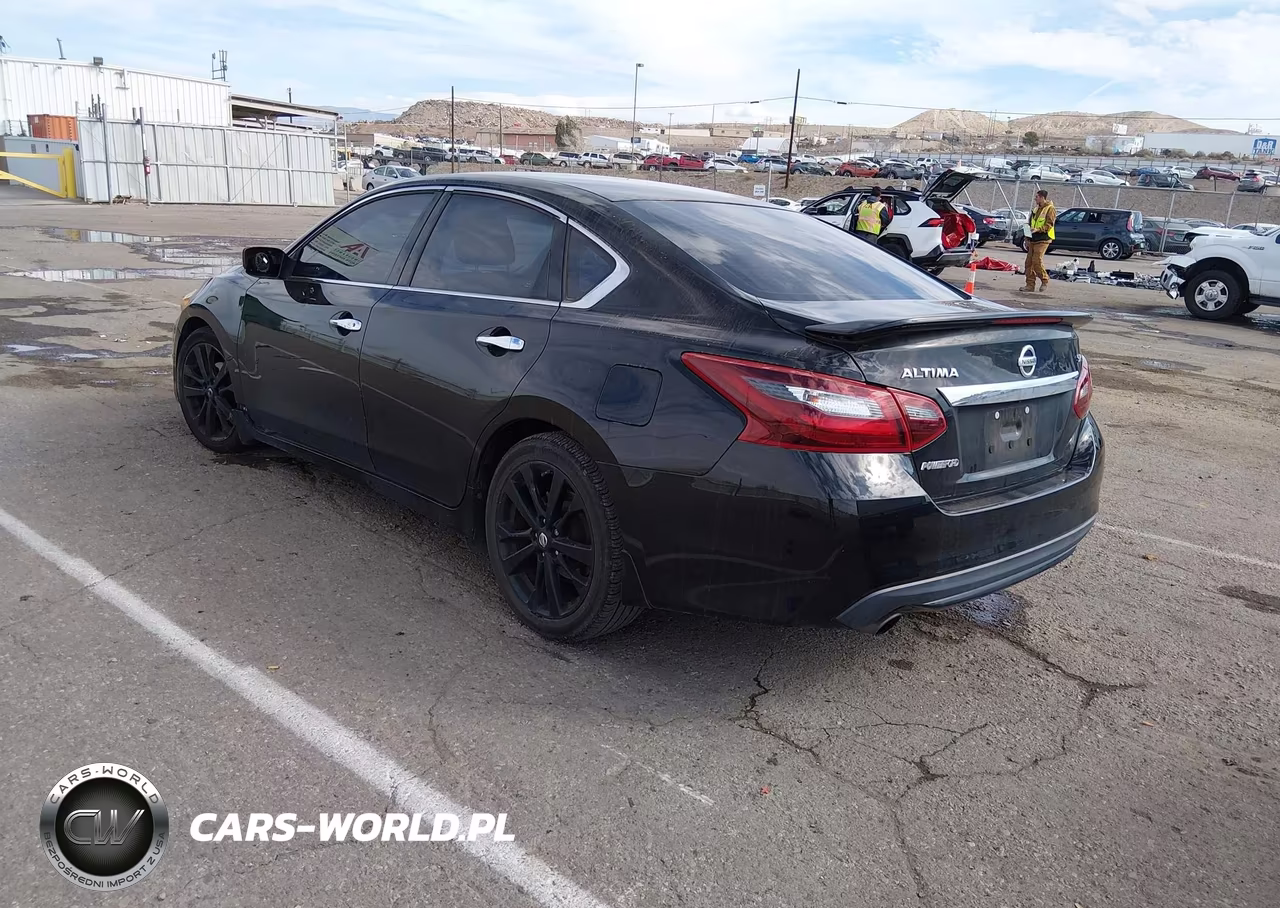 2017 Nissan Altima 2.5 Sr VIN:1N4AL3AP5HC188619 - 3