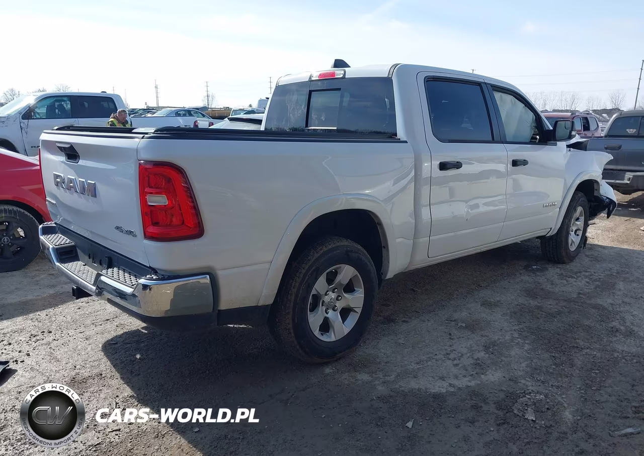 2025 Ram 1500 Big Horn 4X4 5'7 Box VIN:1C6RRFFGXSN540148 - 4