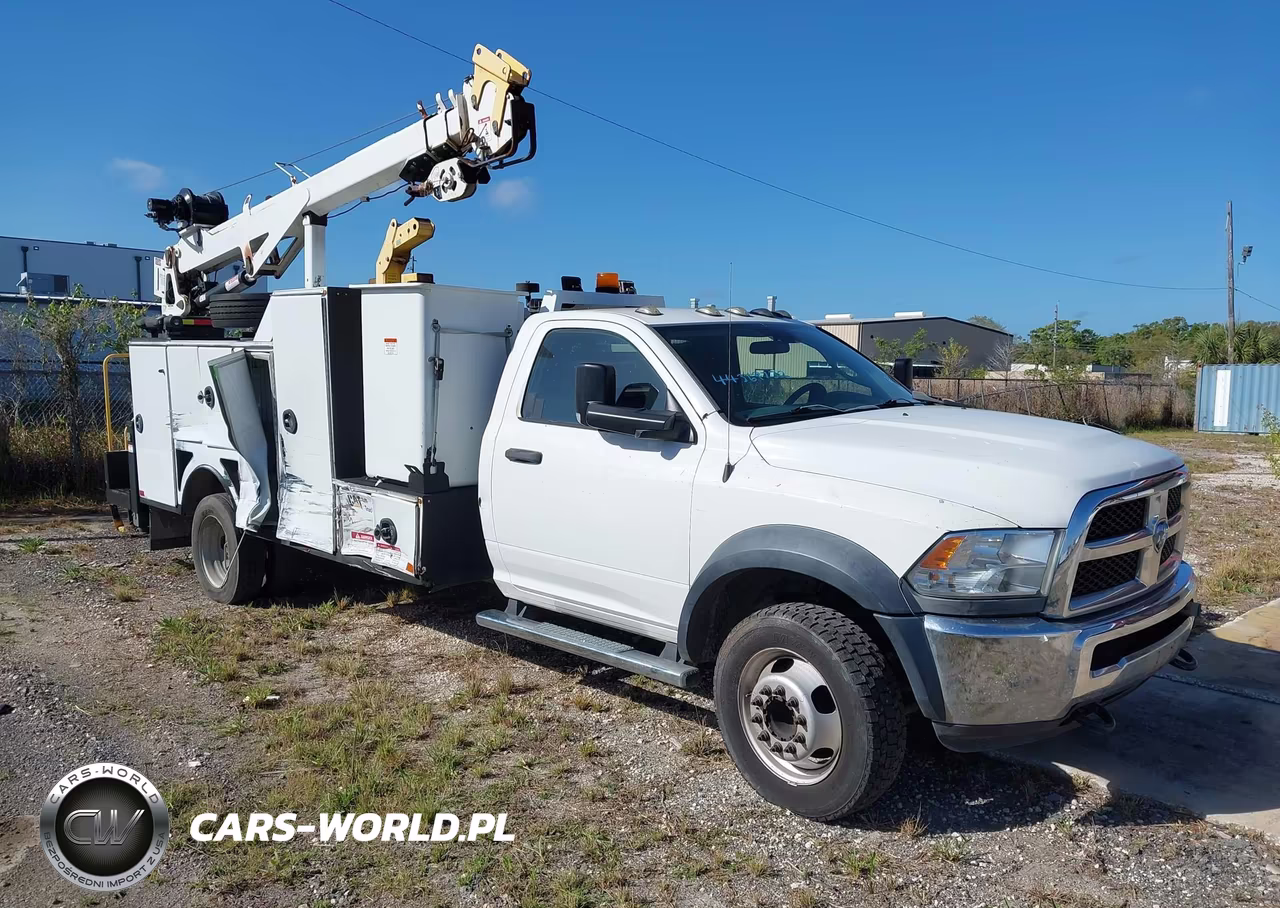 2018 Ram 5500 Chassis Tradesman-Slt