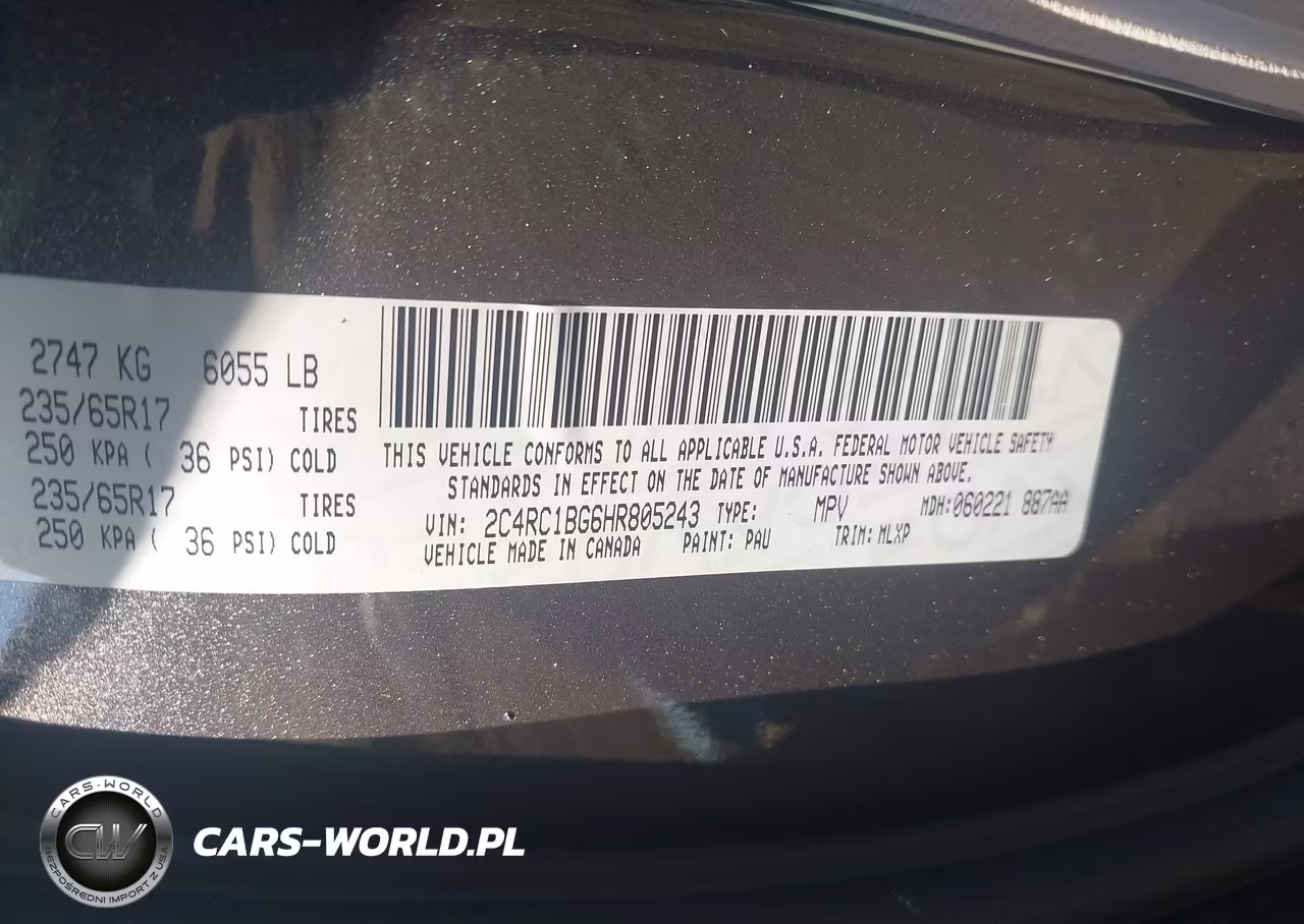 2017 Chrysler Pacifica Touring-L VIN:2C4RC1BG6HR805243 - 9