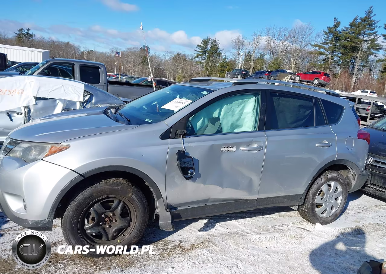 2015 Toyota Rav4 Le VIN:2T3BFREV0FW384222 - 14