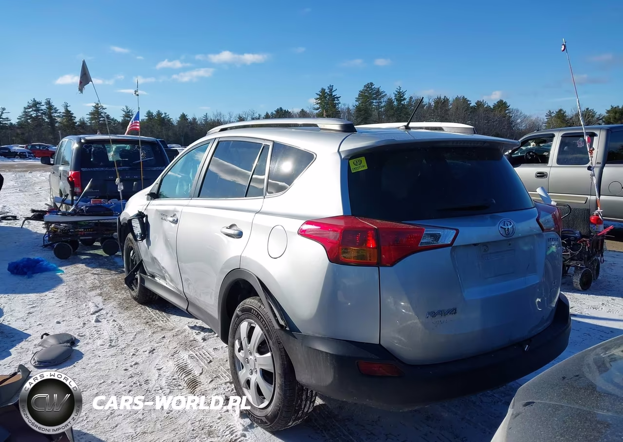 2015 Toyota Rav4 Le VIN:2T3BFREV0FW384222 - 3