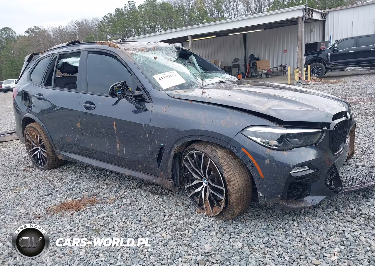 2021 BMW X5 M50I