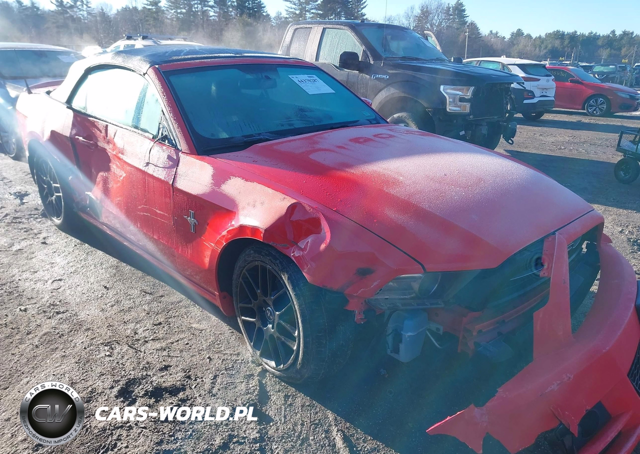 2013 Ford Mustang V6 Premium