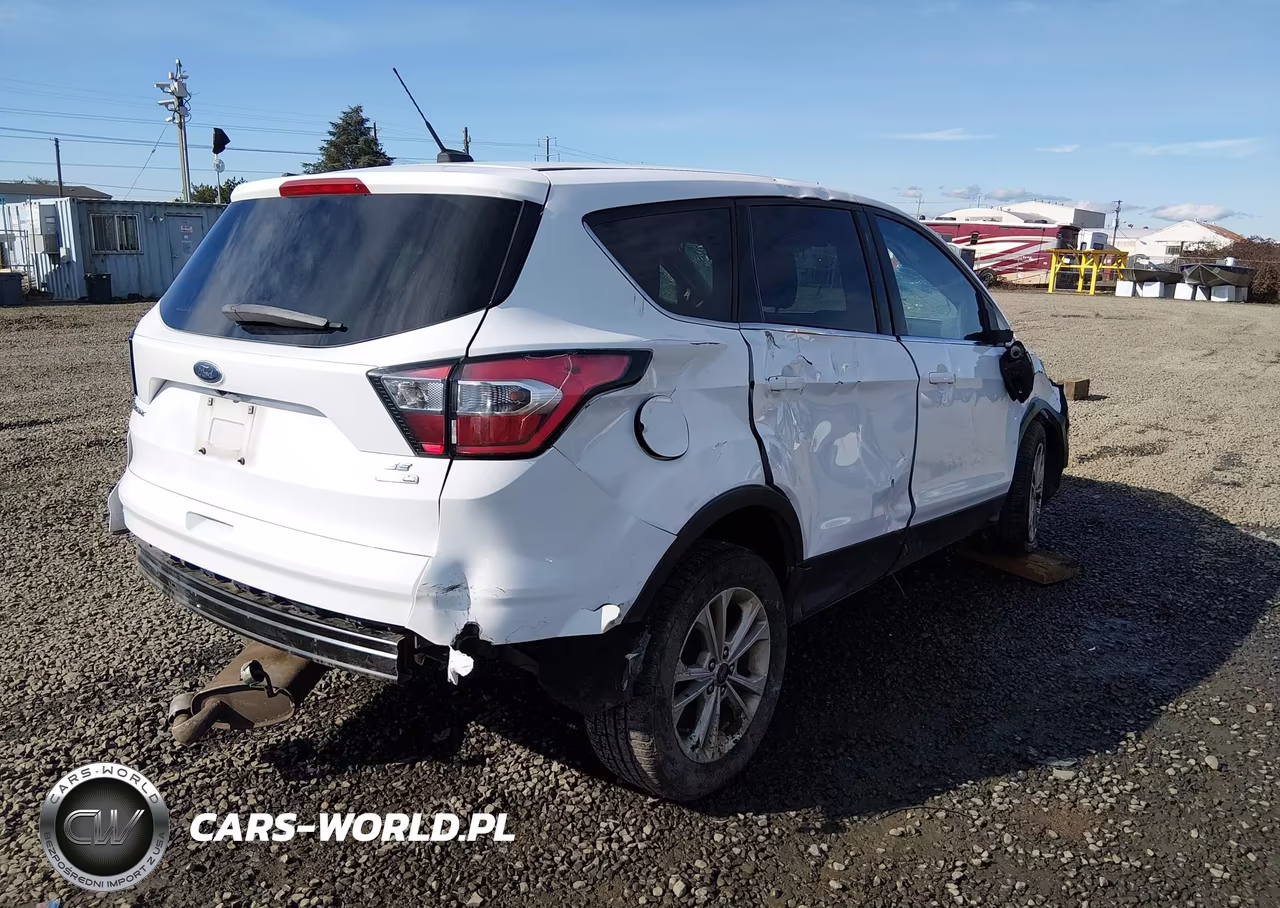 2017 Ford Escape Se VIN:1FMCU9GD2HUC81040 - 15
