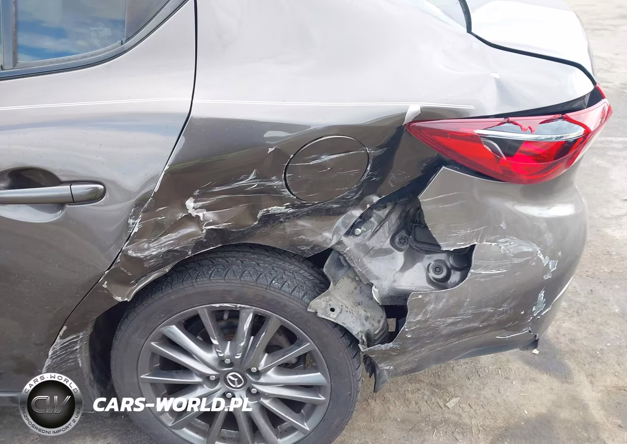 2017 Mazda Mazda3 Sport VIN:3MZBN1U76HM124741 - 6