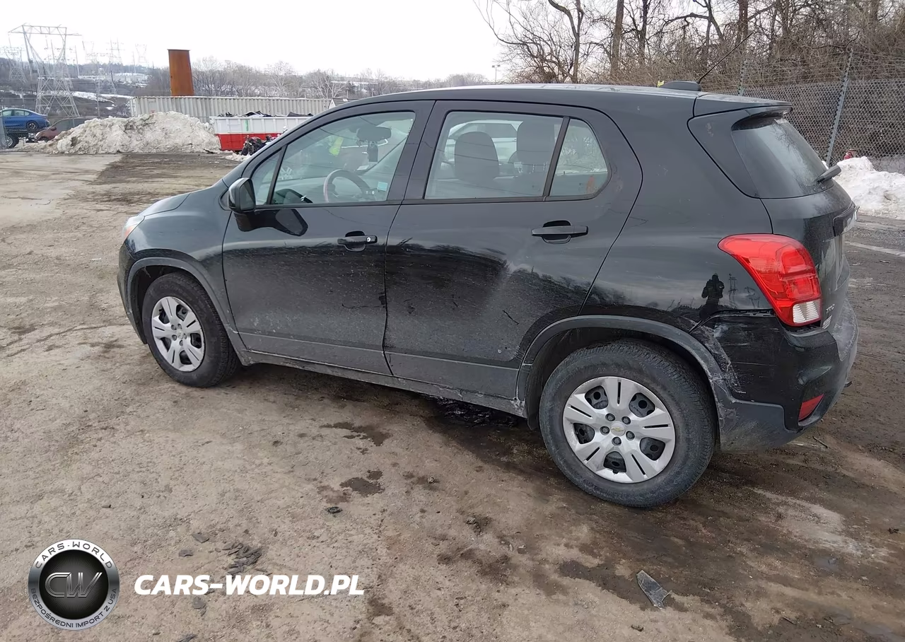 2018 Chevrolet Trax Ls VIN:3GNCJKSB0JL415609 - 3