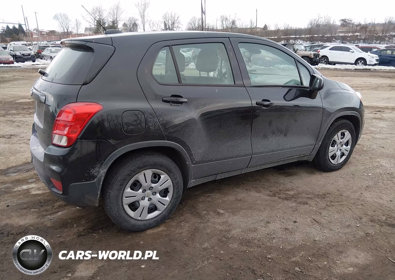 2018 Chevrolet Trax Ls VIN:3GNCJKSB0JL415609 - 4