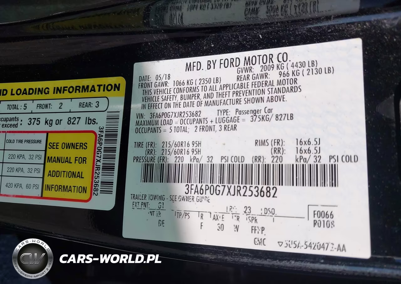 2018 Ford Fusion S VIN:3FA6P0G7XJR253682 - 9