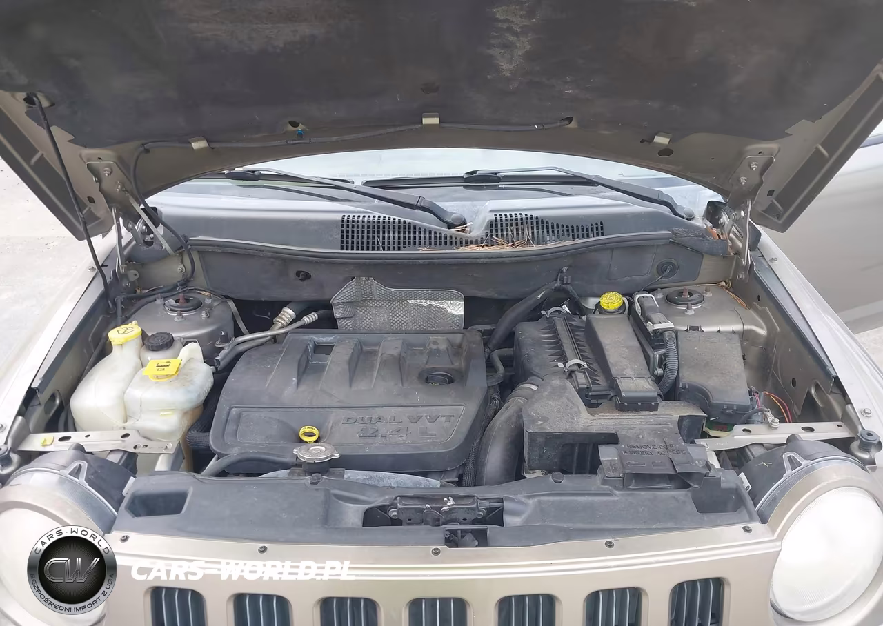 2007 Jeep Compass Sport VIN:1J8FT47W07D180756 - 10