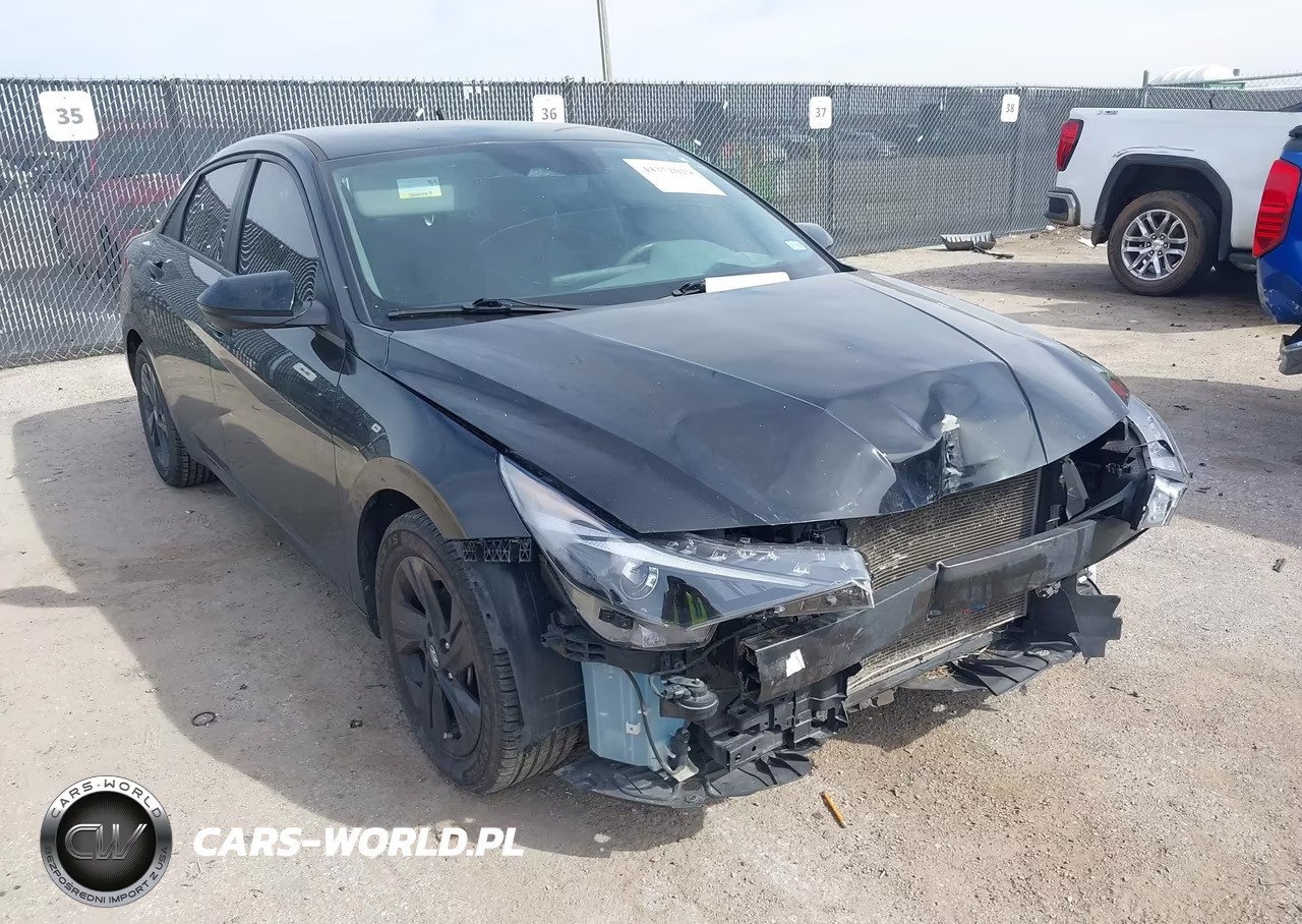 2022 Hyundai Elantra Sel