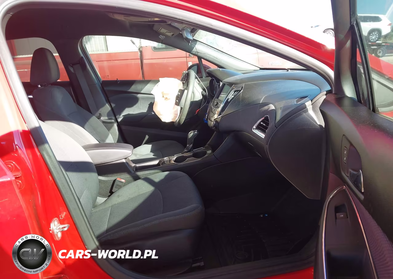 2019 Chevrolet Cruze Lt VIN:3G1BE6SM6KS535822 - 5