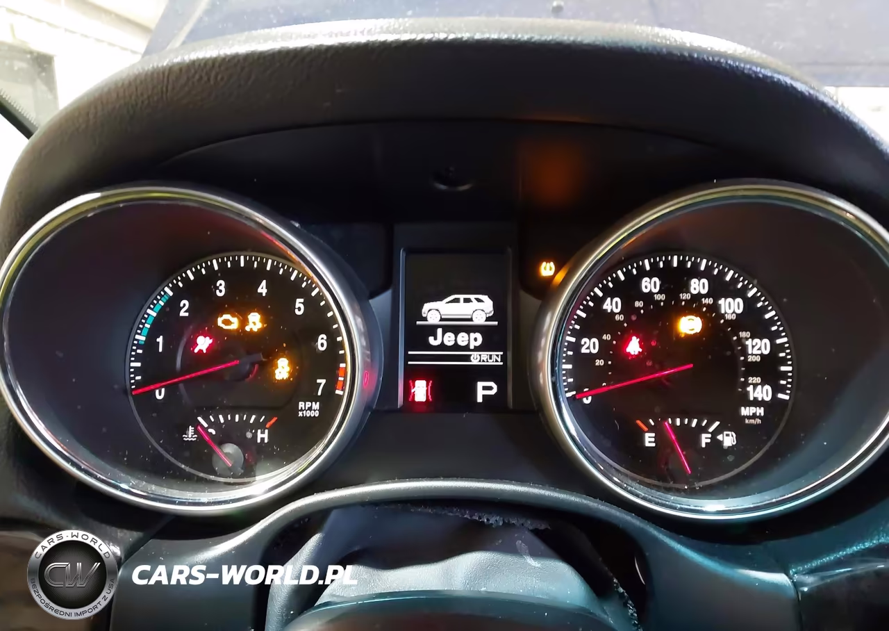 2012 Jeep Grand Cherokee Laredo VIN:1C4RJFAG6CC160387 - 7