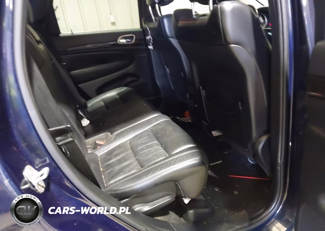 2012 Jeep Grand Cherokee Laredo VIN:1C4RJFAG6CC160387 - 8