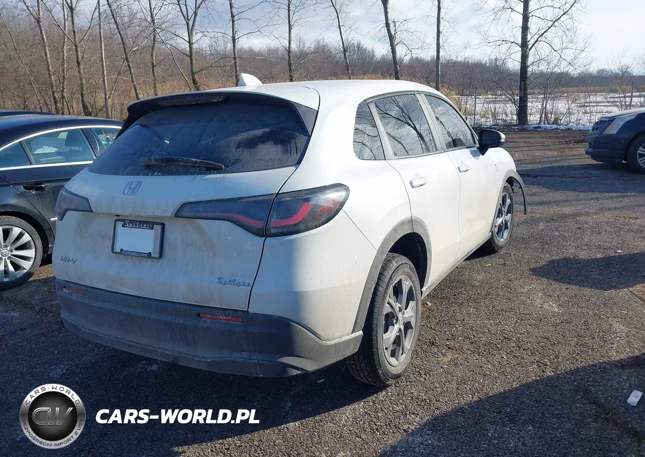 2026 Honda Hr-V Awd Lx VIN:3CZRZ2H38TM742715 - 4