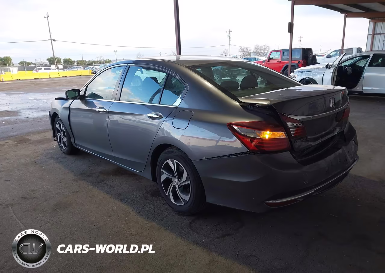 2017 Honda Accord Lx VIN:1HGCR2F32HA137108 - 3