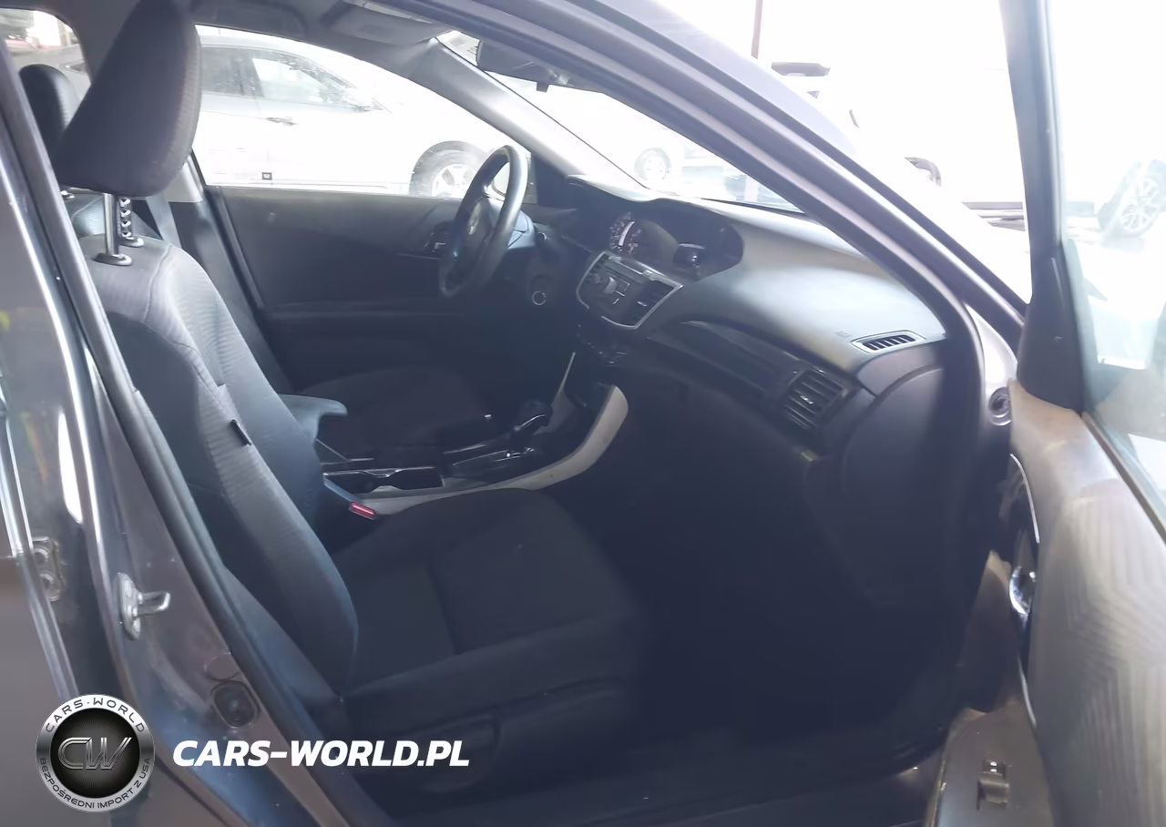 2017 Honda Accord Lx VIN:1HGCR2F32HA137108 - 5