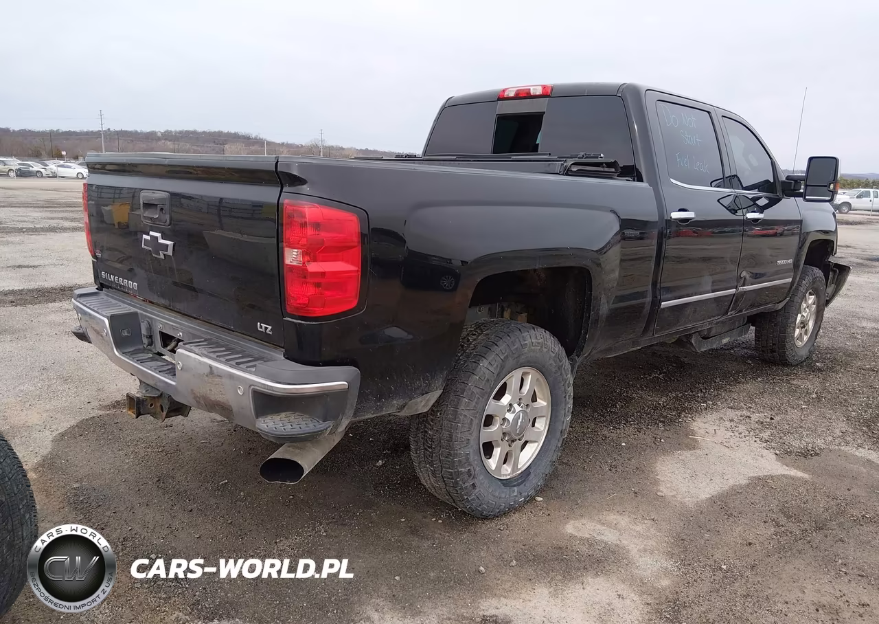 2015 Chevrolet Silverado 3500Hd Ltz VIN:1GC4K0C8XFF622270 - 4