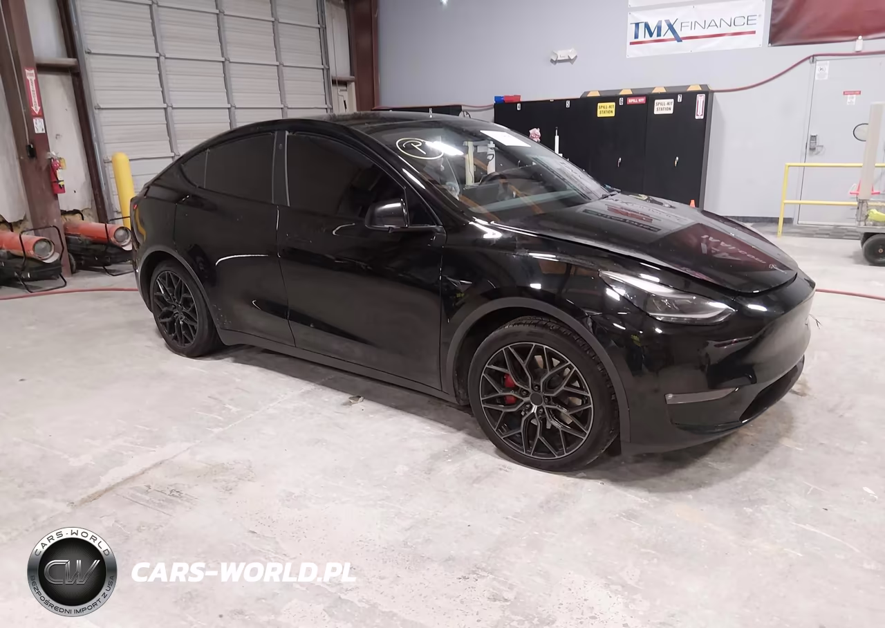 2022 Tesla Model Y Long Range Dual Motor All-Wheel Drive – zdjęcie 1 z 15