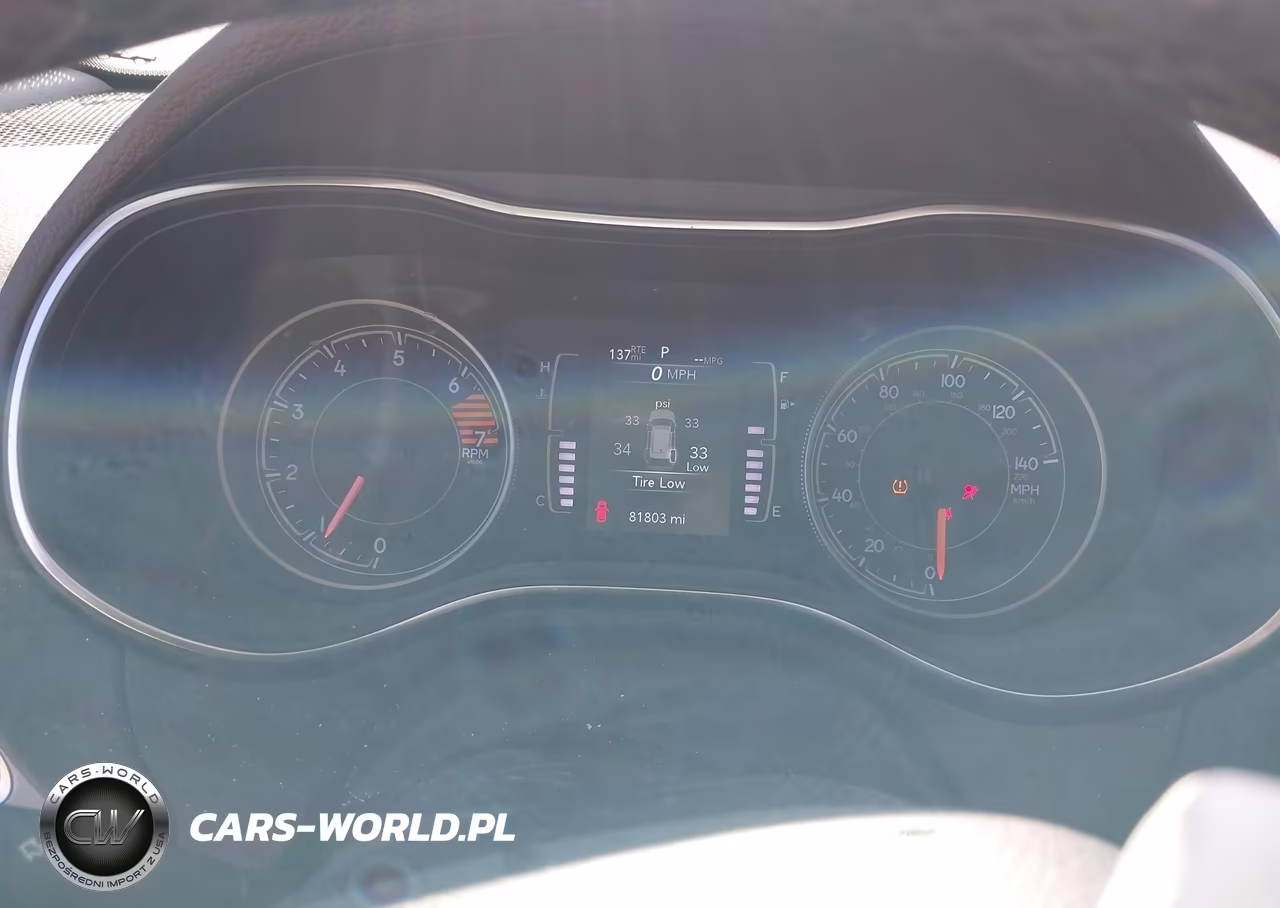 2019 Jeep Cherokee Latitude Fwd VIN:1C4PJLCB4KD221512 - 7