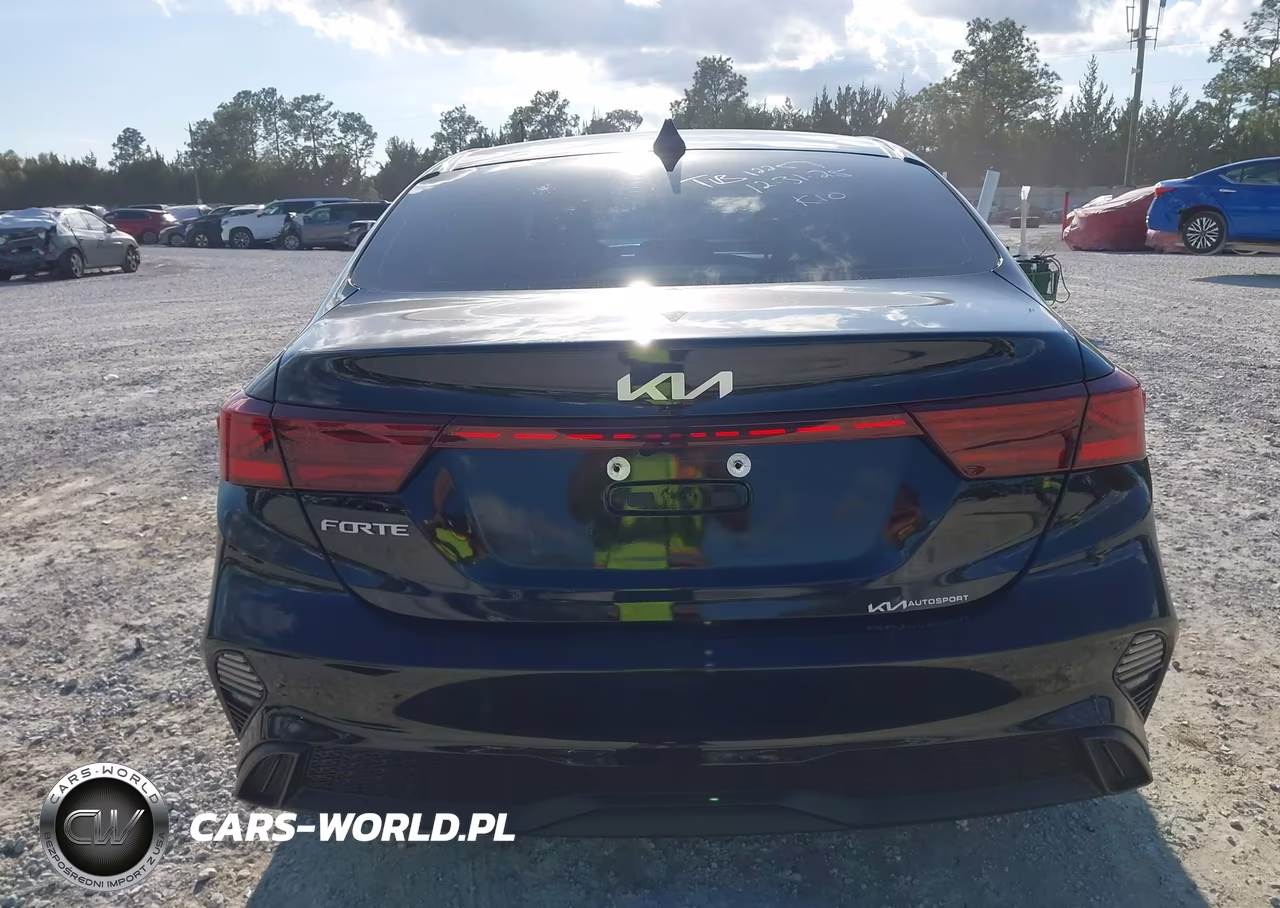 2024 Kia Forte Lxs VIN:3KPF24AD7RE799275 - 16