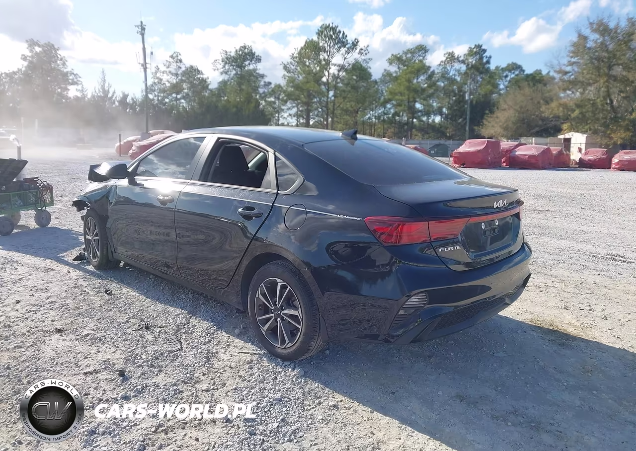 2024 Kia Forte Lxs VIN:3KPF24AD7RE799275 - 3