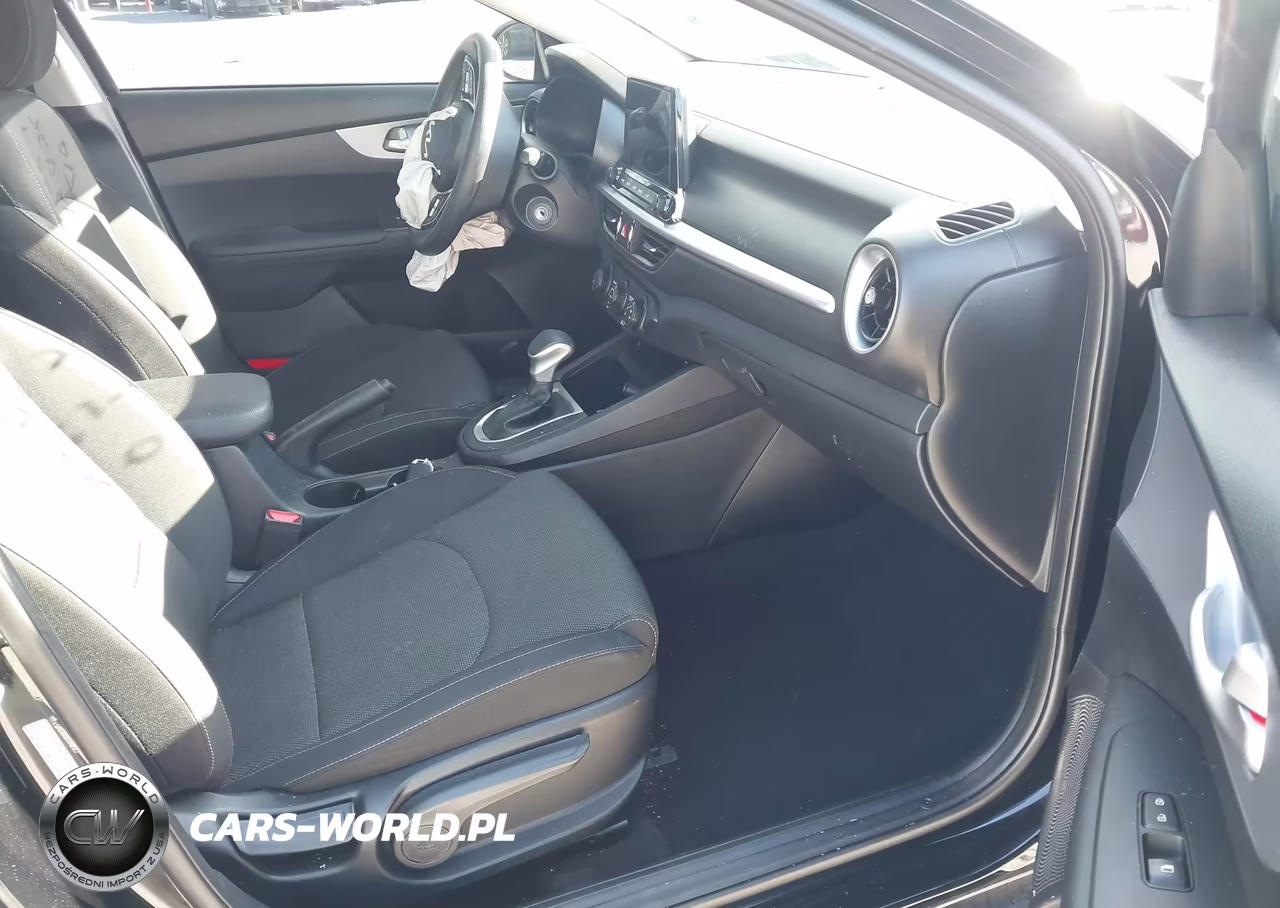 2024 Kia Forte Lxs VIN:3KPF24AD7RE799275 - 5