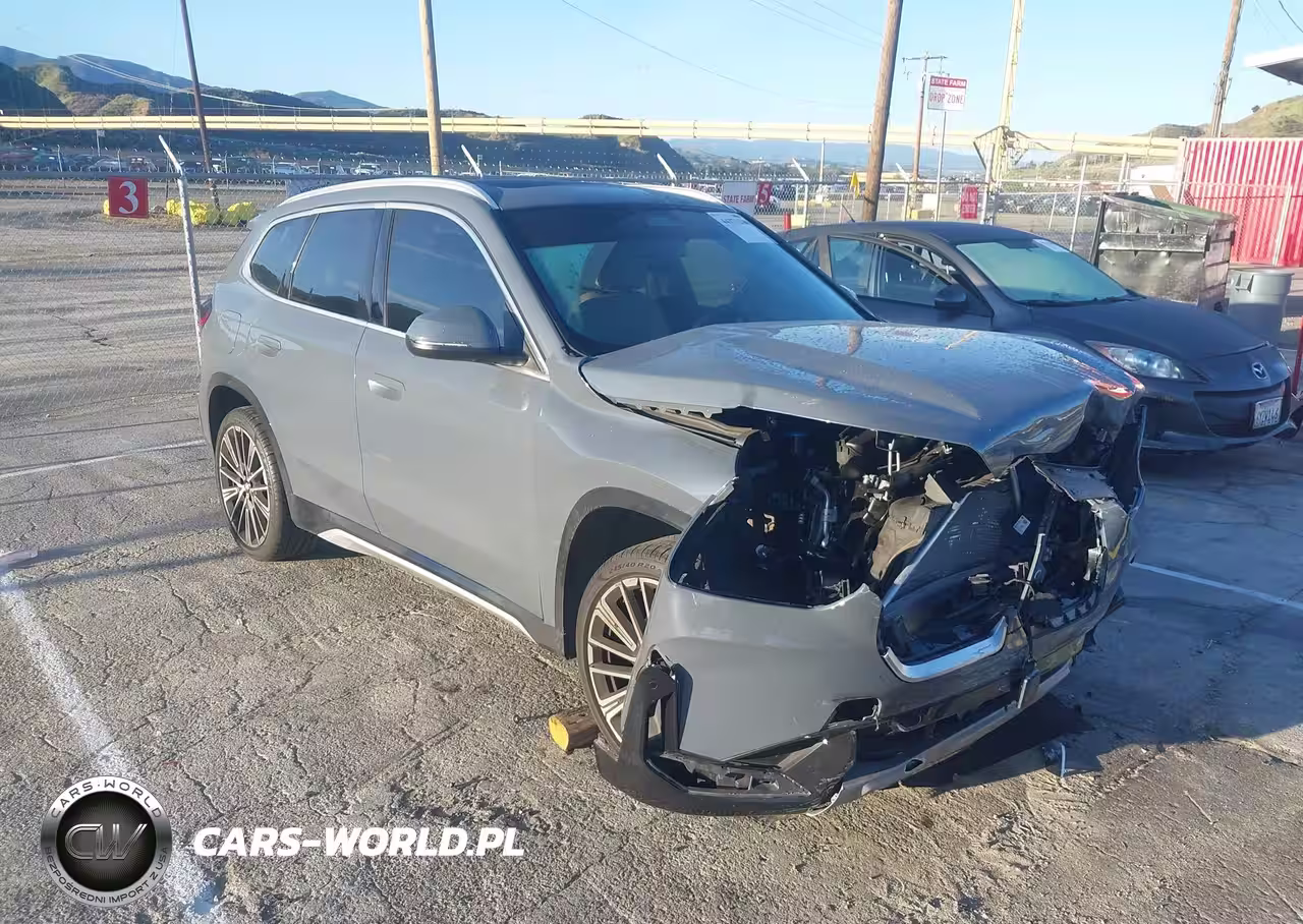 2025 BMW X1 xDrive28I