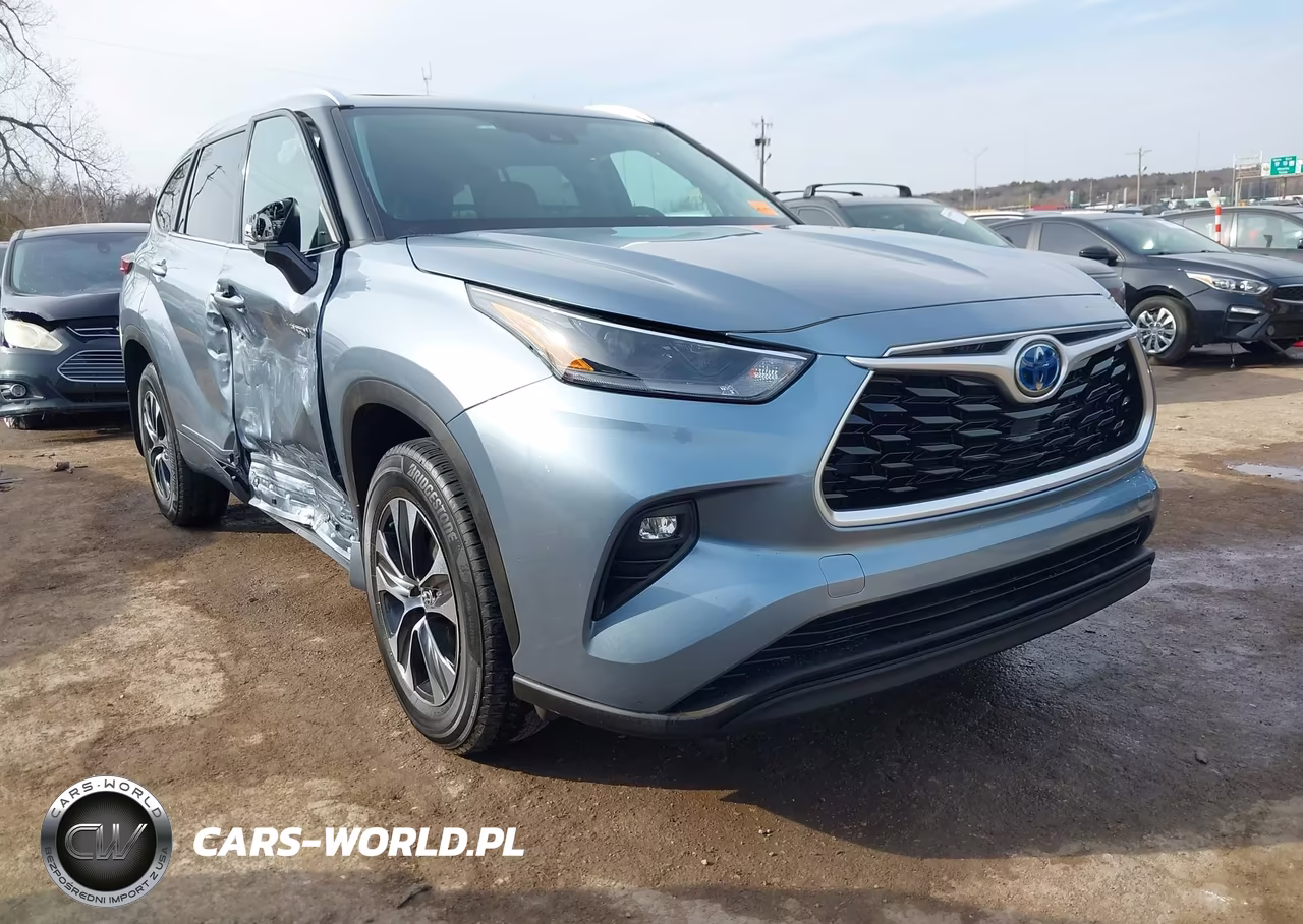 2021 Toyota Highlander Hybrid Xle