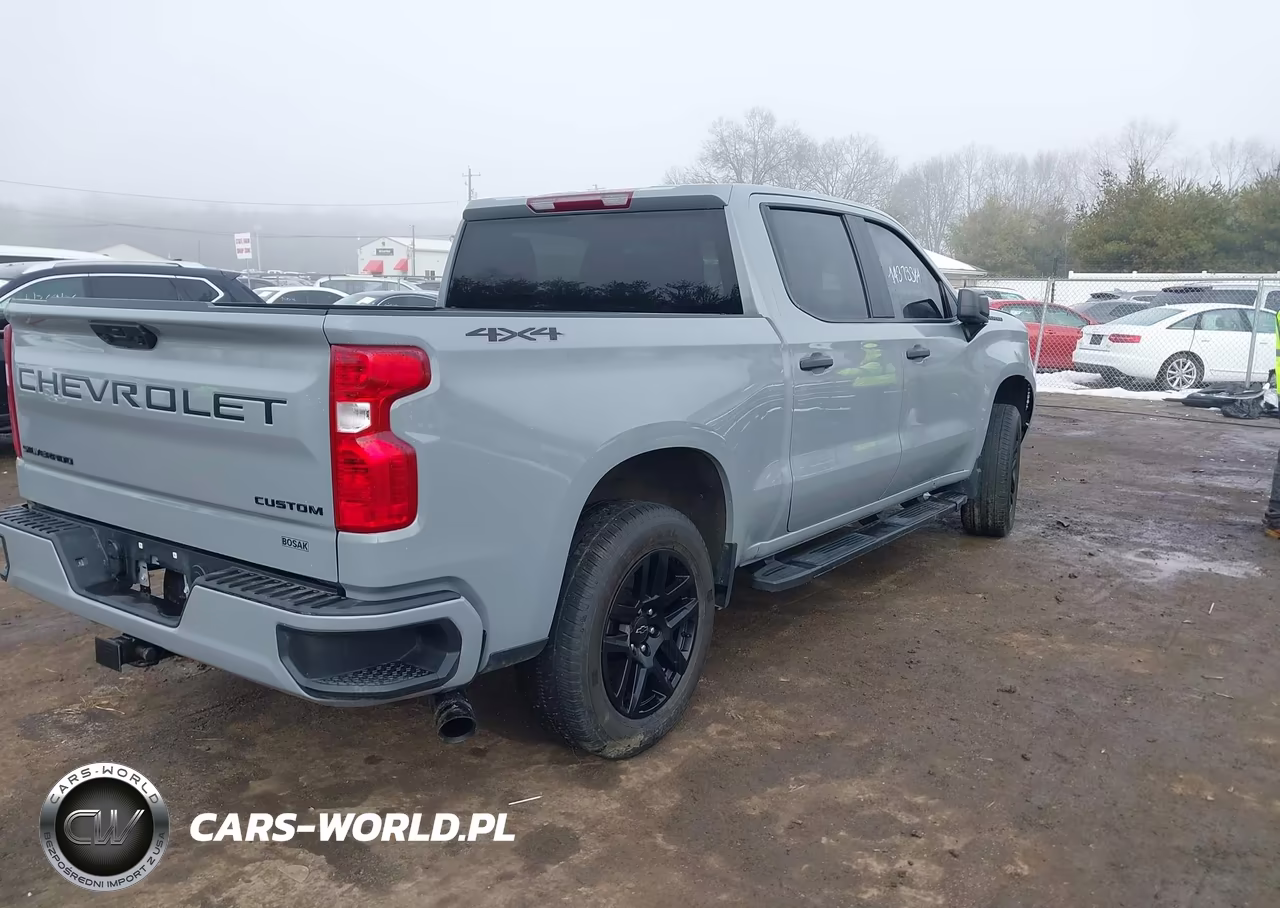 2024 Chevrolet Silverado 1500 4Wd Short Bed Custom VIN:1GCPDBEKXRZ261105 - 4