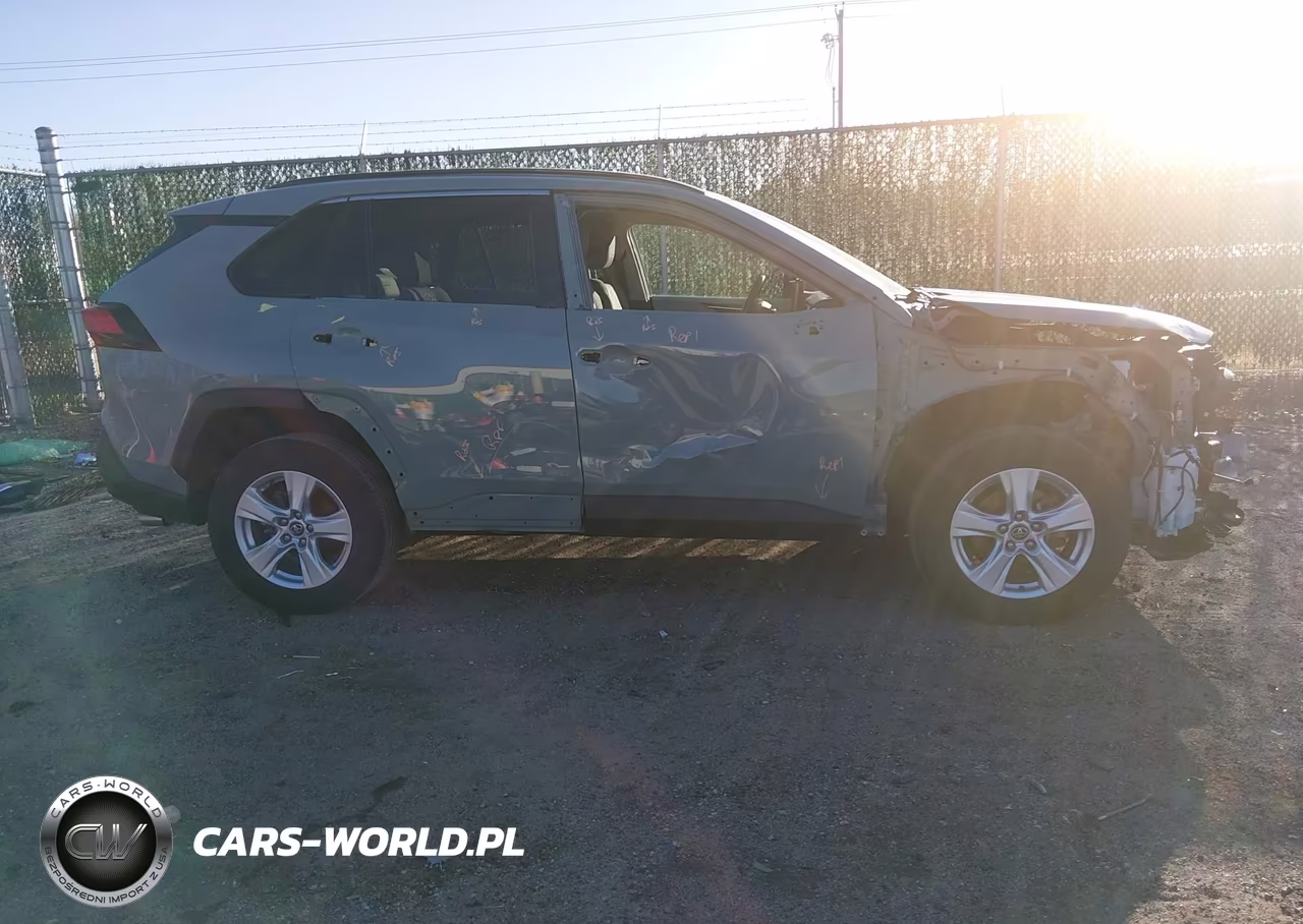 2020 Toyota Rav4 Xle VIN:2T3P1RFV7LC130829 - 17