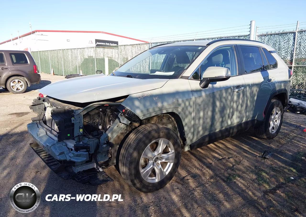 2020 Toyota Rav4 Xle VIN:2T3P1RFV7LC130829 - 2