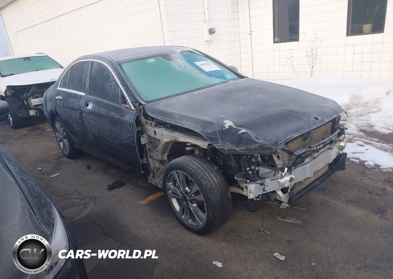 2018 Mercedes-Benz C 300 4Matic