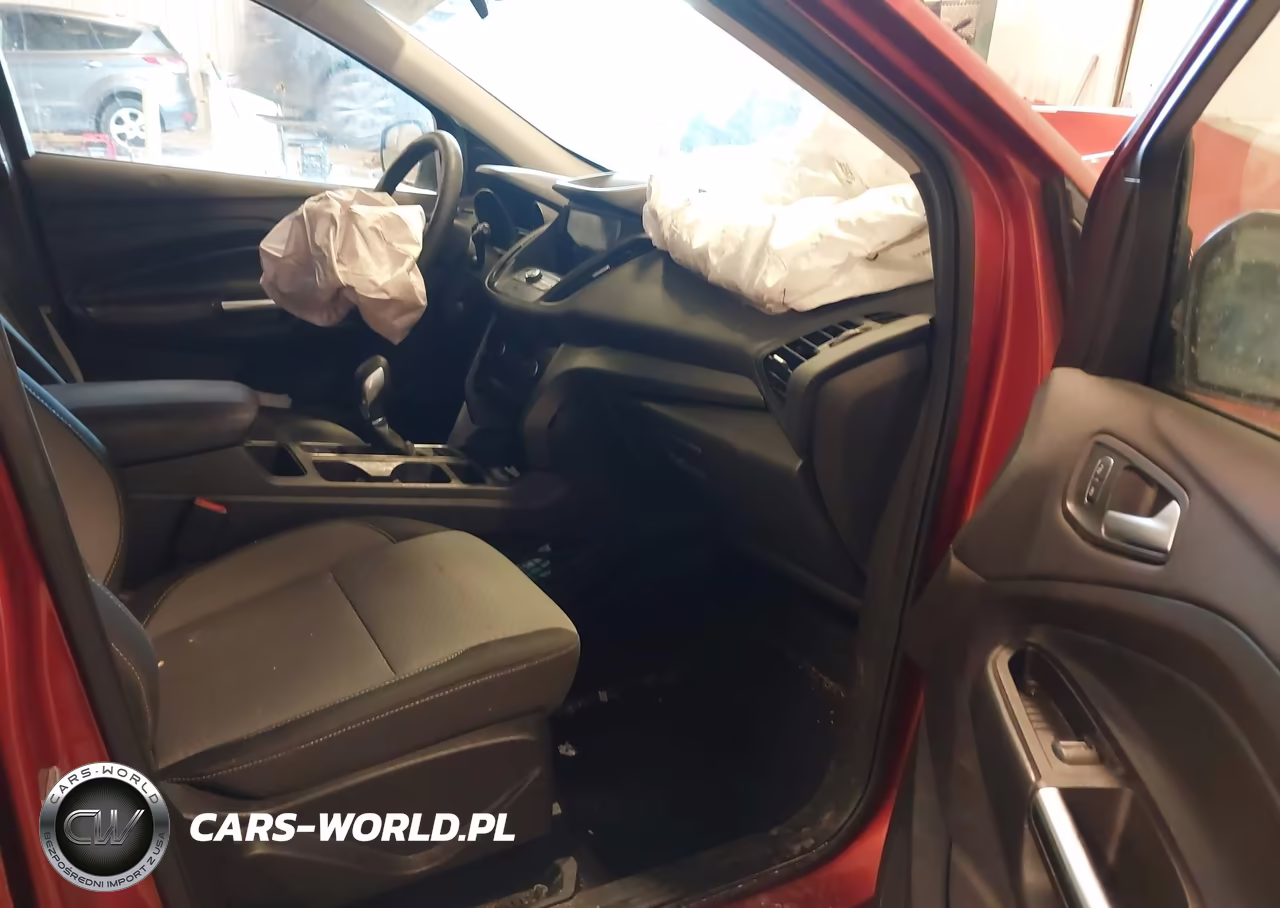2019 Ford Escape Se VIN:1FMCU9GD8KUA53227 - 5