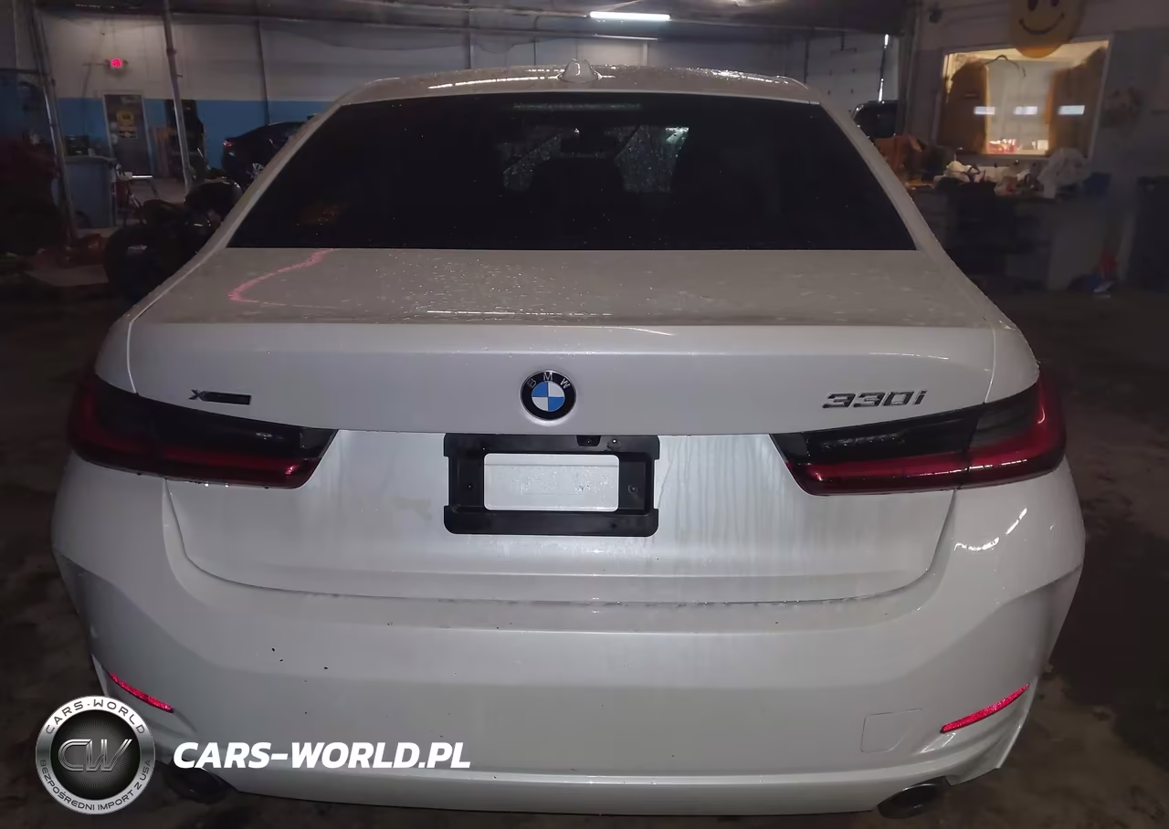 2024 BMW 330I xDrive VIN:3MW89FF05R8E07220 - 16